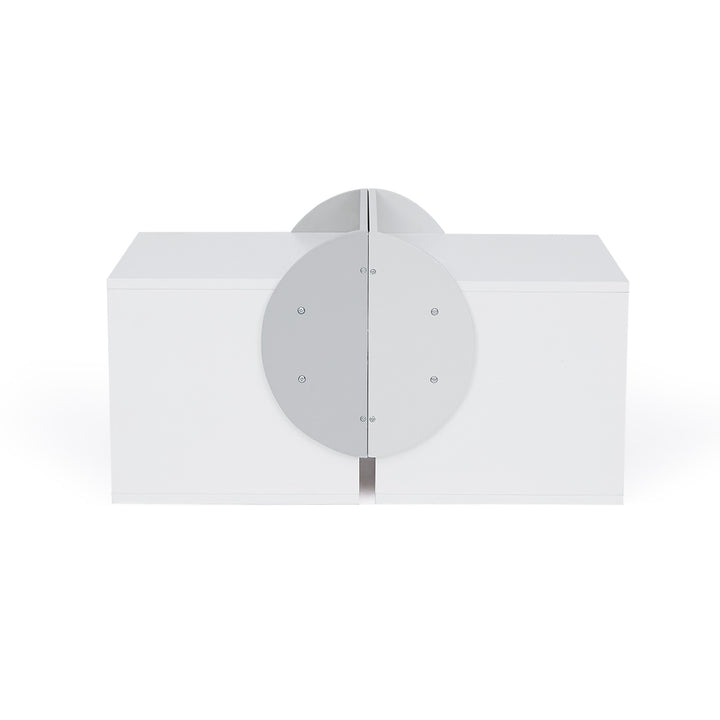A pair of storage cubes for stacked on top of each other